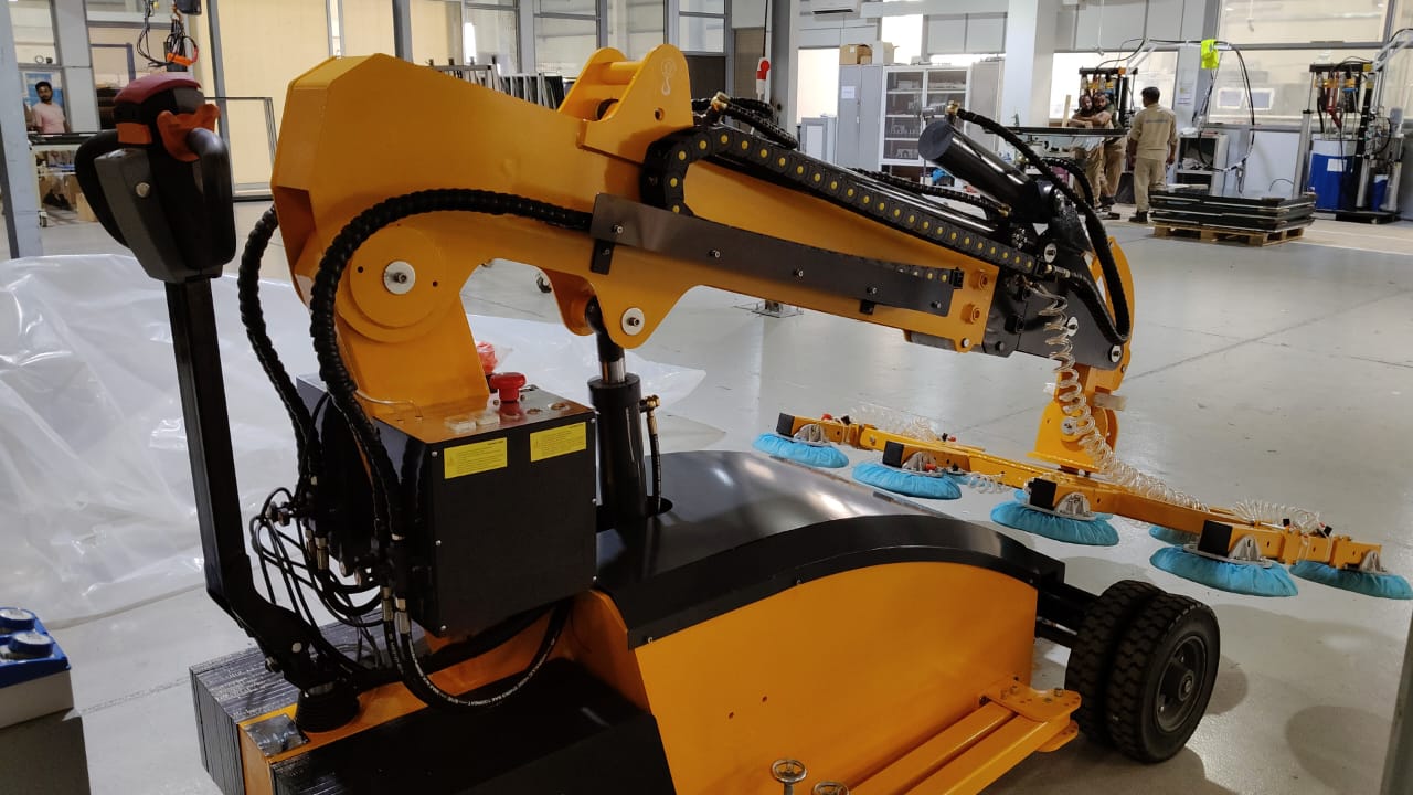 PHOTO-2025-08-19-10-02-01